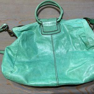 HOBO Shelia Crossbody Purse